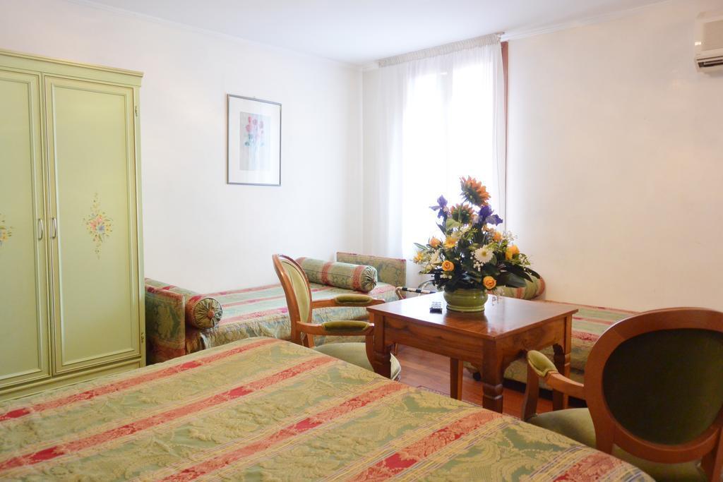 Hotel San Zulian Velence Kültér fotó