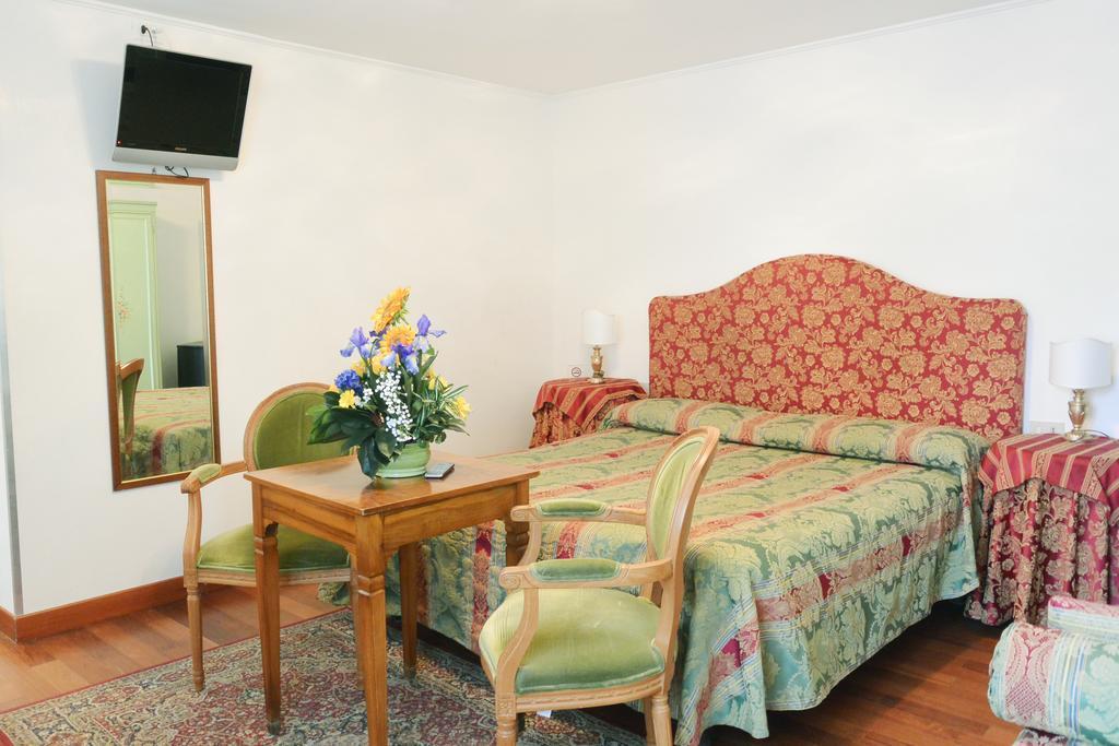 Hotel San Zulian Velence Kültér fotó