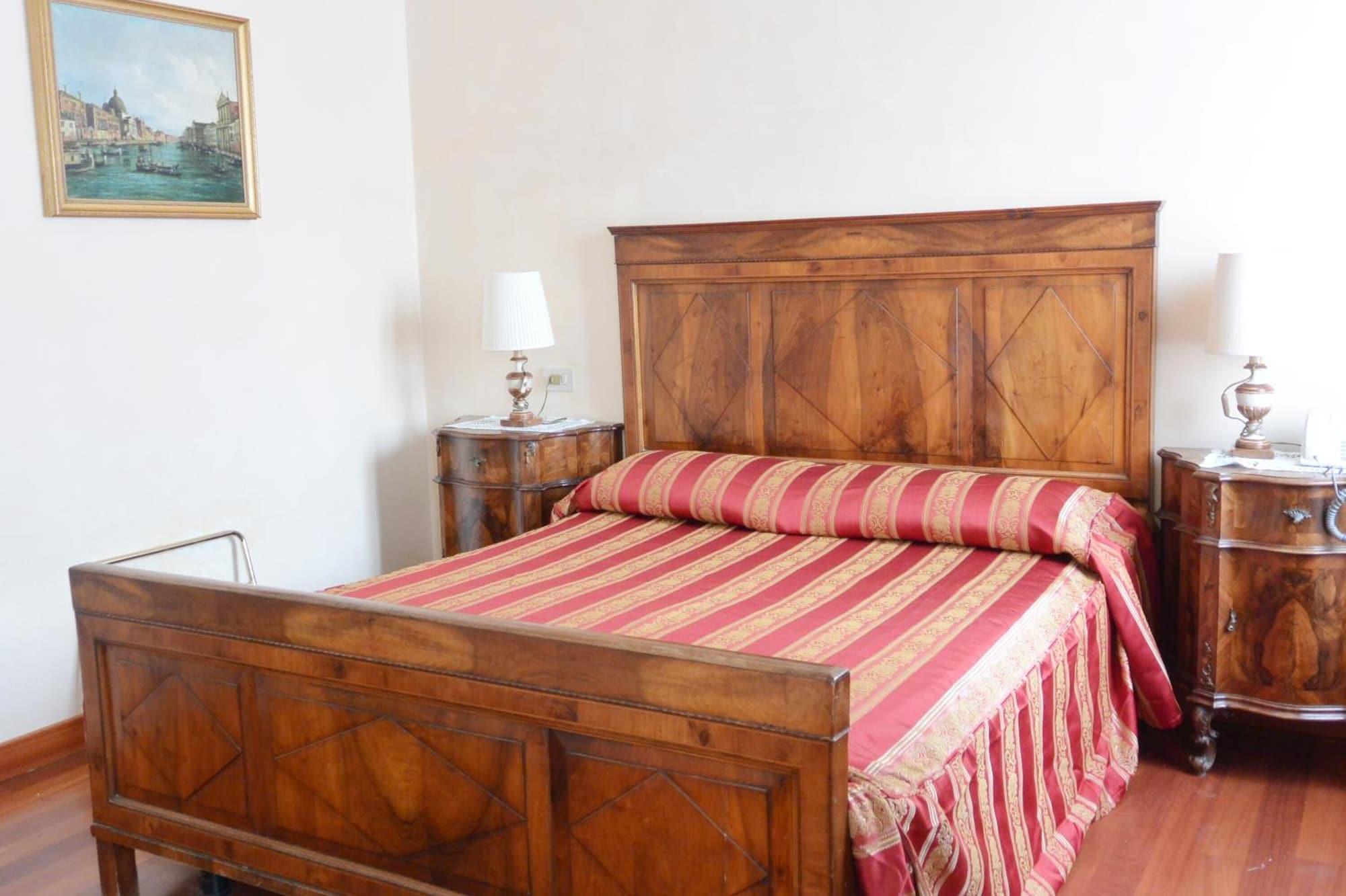 Hotel San Zulian Velence Kültér fotó