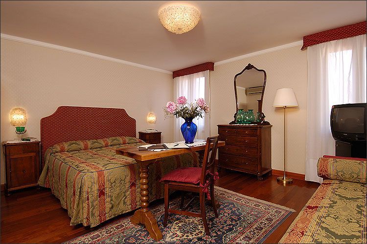 Hotel San Zulian Velence Kültér fotó